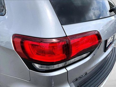 Used 2021 Jeep Grand Cherokee Laredo X AWD/4WD image 29