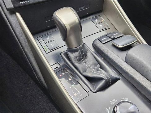 Used 2014 Lexus IS 250 w/ Navigation Package RWD image 11