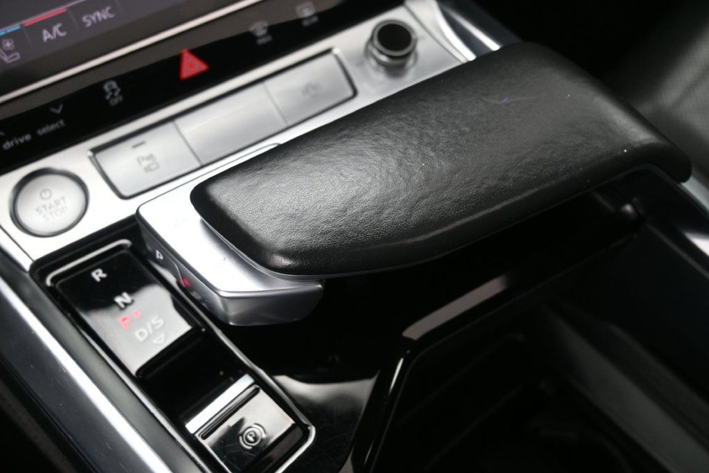 Used 2019 Audi e-tron Premium Plus AWD/4WD image 19