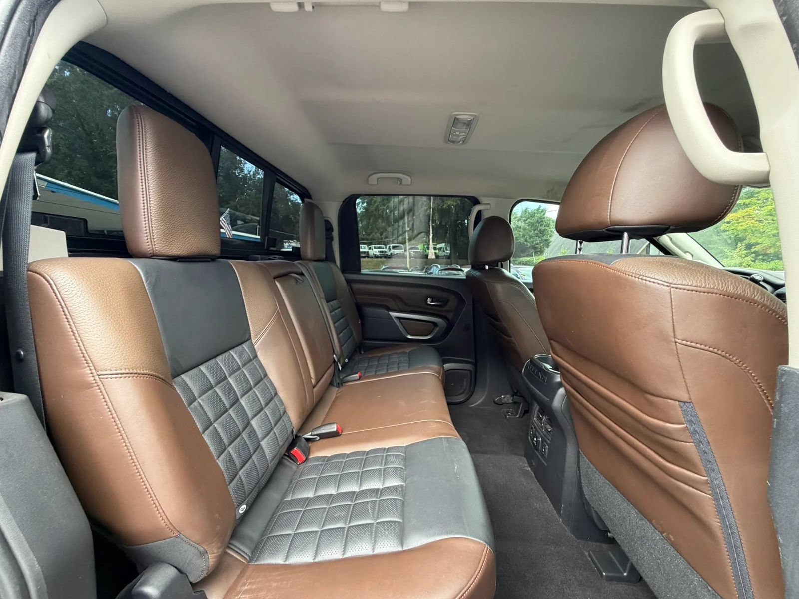Used 2016 Nissan Titan XD AWD/4WD image 32