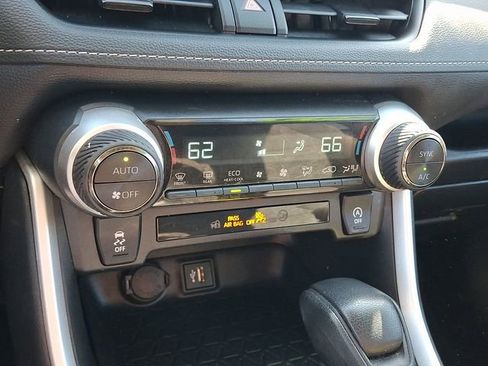 Certified 2024 Toyota RAV4 XLE AWD/4WD image 15