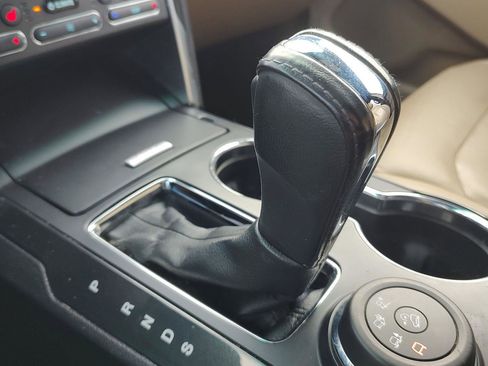 Used 2016 Ford Explorer Limited w/ Equipment Group 301A image 12