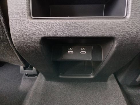 New 2026 Mitsubishi Outlander SE image 25