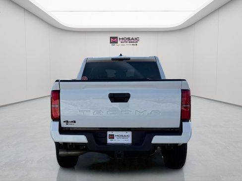 Used 2024 Toyota Tacoma TRD Off-Road AWD/4WD image 4