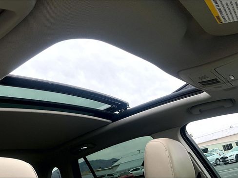 Used 2020 Buick Envision Essence w/ Experience Buick Package image 16