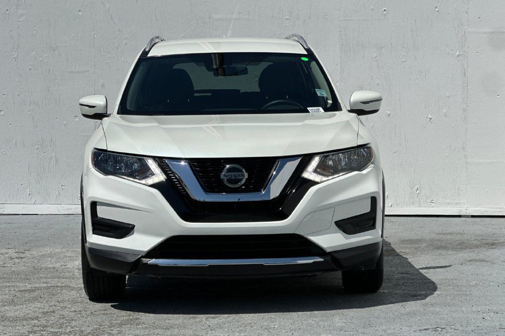 Used 2020 Nissan Rogue SV FWD image 8
