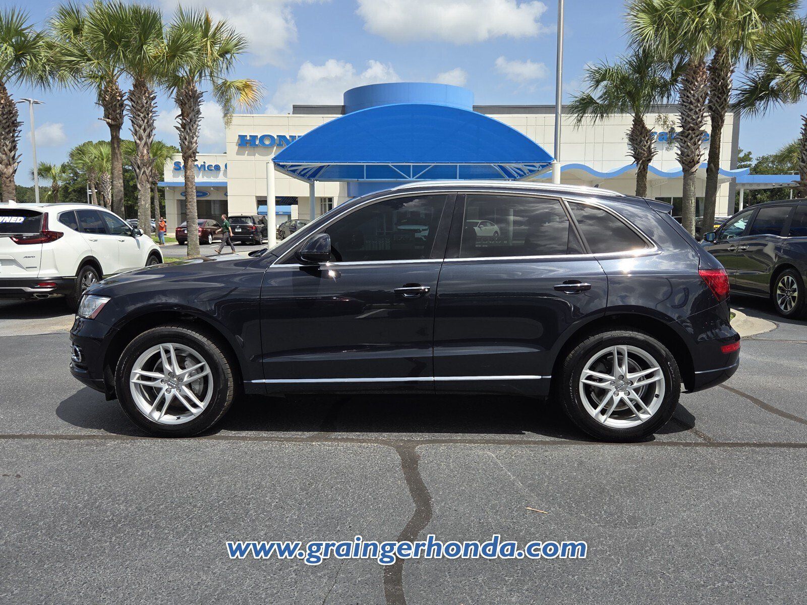 Used 2015 Audi Q5 2.0T Premium Plus AWD/4WD image 2