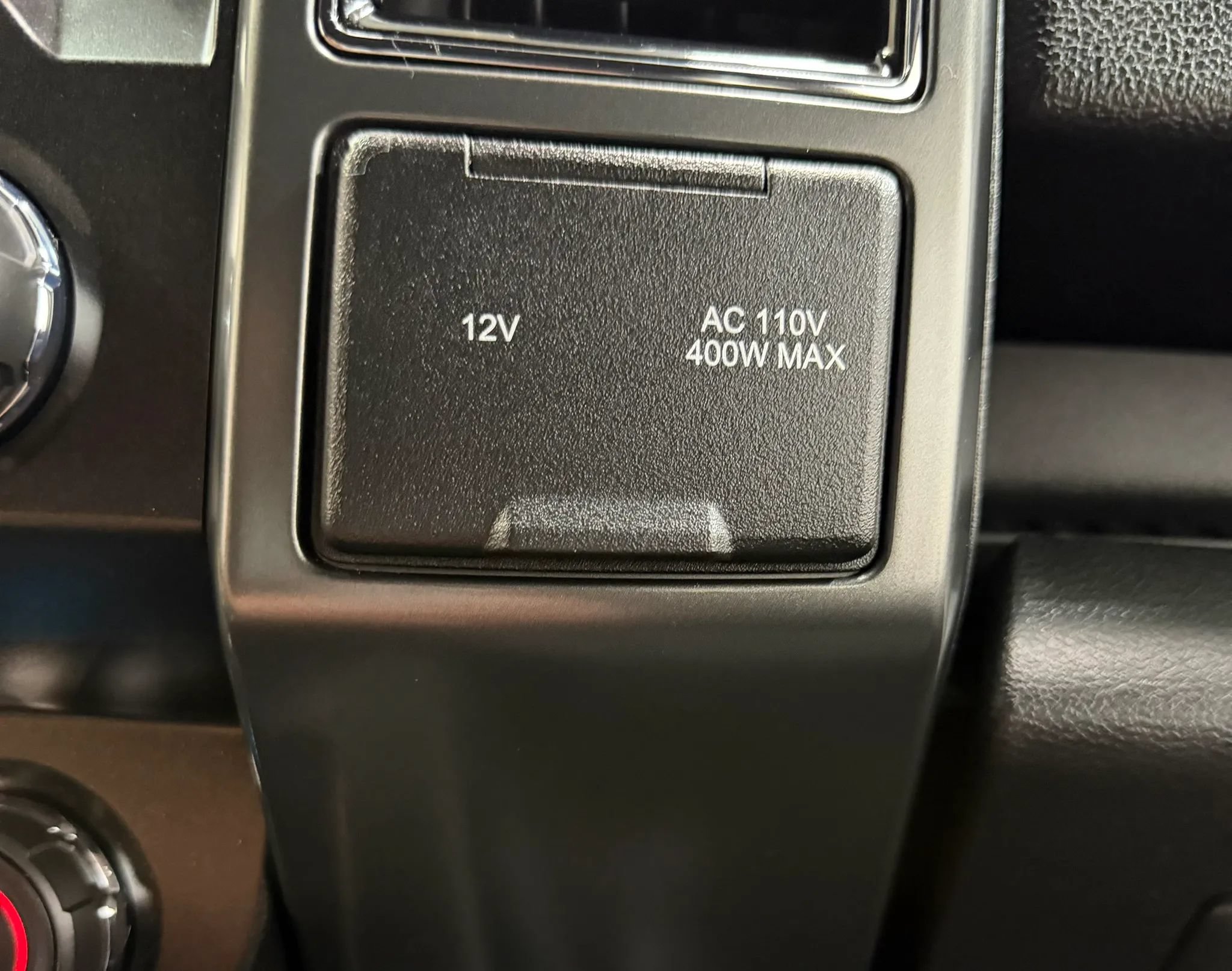 Used 2019 Ford F150 XLT w/ Equipment Group 302A Luxury AWD/4WD image 30