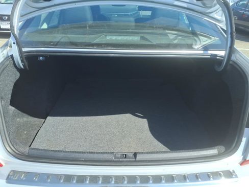 Used 2021 Volkswagen Passat 2.0T SE image 15