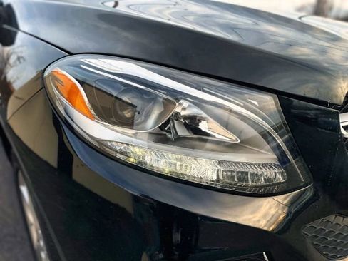 Used 2017 Mercedes-Benz GLE 350 4MATIC w/ Premium 1 Package image 38