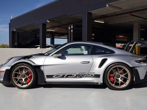 Certified 2023 Porsche 911 GT3 RS image 2