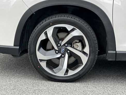 Used 2023 Subaru Forester Touring image 30