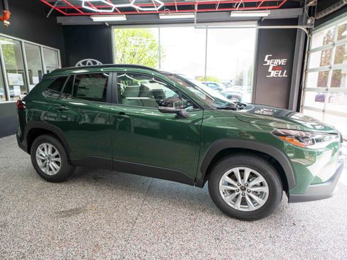 New 2026 Toyota Corolla Cross LE image 5