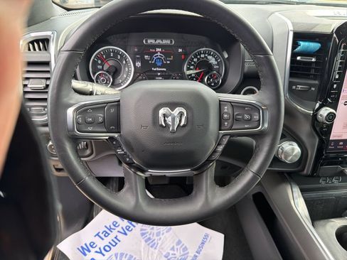 Used 2025 RAM 1500 Laramie AWD/4WD image 17
