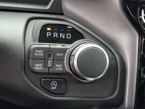 New 2026 RAM 1500 4x4 Crew Cab image 16