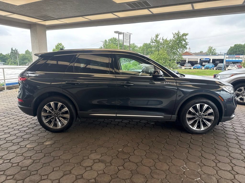 Certified 2020 Lincoln Corsair Reserve w/ Equipment Group 202A AWD/4WD image 4