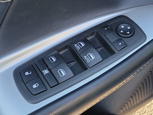 Used 2013 Dodge Journey Crew w/ Flexible Seating Group AWD/4WD image 25