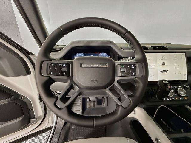 New 2026 Land Rover Defender 110 X-Dynamic SE AWD/4WD image 12