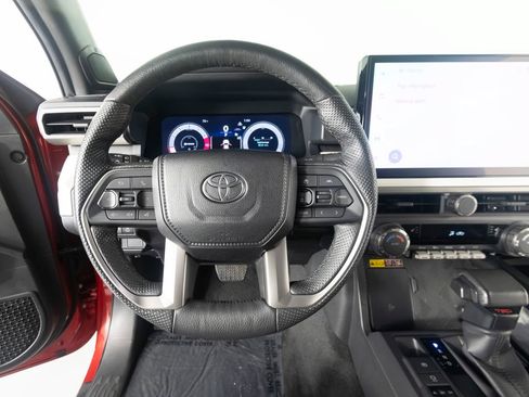 Used 2024 Toyota Tacoma TRD Off-Road w/ TRD Off Road Upgrade Package AWD/4WD image 15