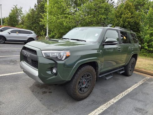 Used 2022 Toyota 4Runner TRD Off-Road Premium w/ Moonroof Package image 3