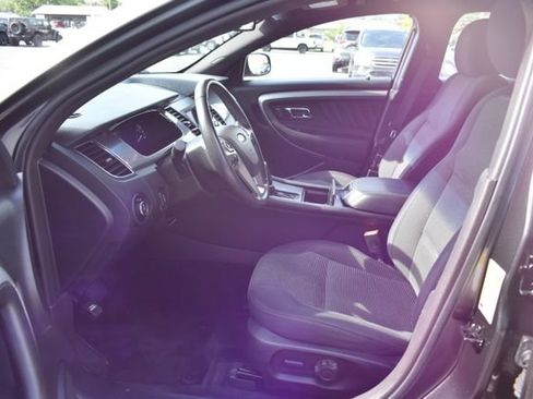 Used 2017 Ford Taurus SEL FWD image 17