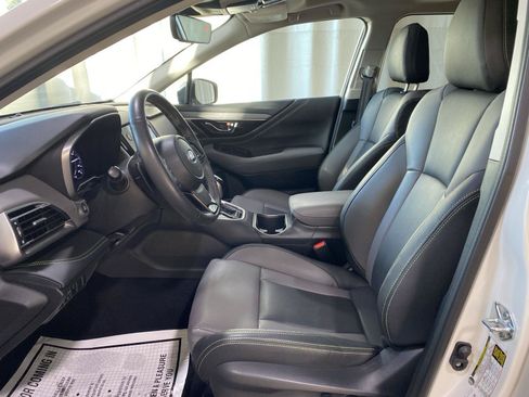 Used 2024 Subaru Outback Onyx Edition AWD/4WD image 5