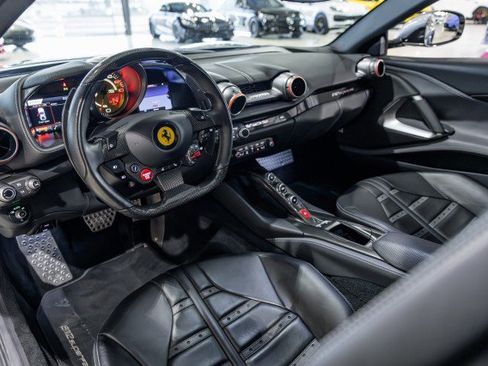 Used 2019 Ferrari 812 Superfast image 18