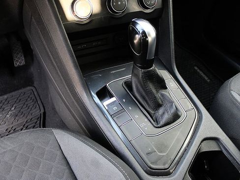 Used 2020 Volkswagen Tiguan S FWD image 10