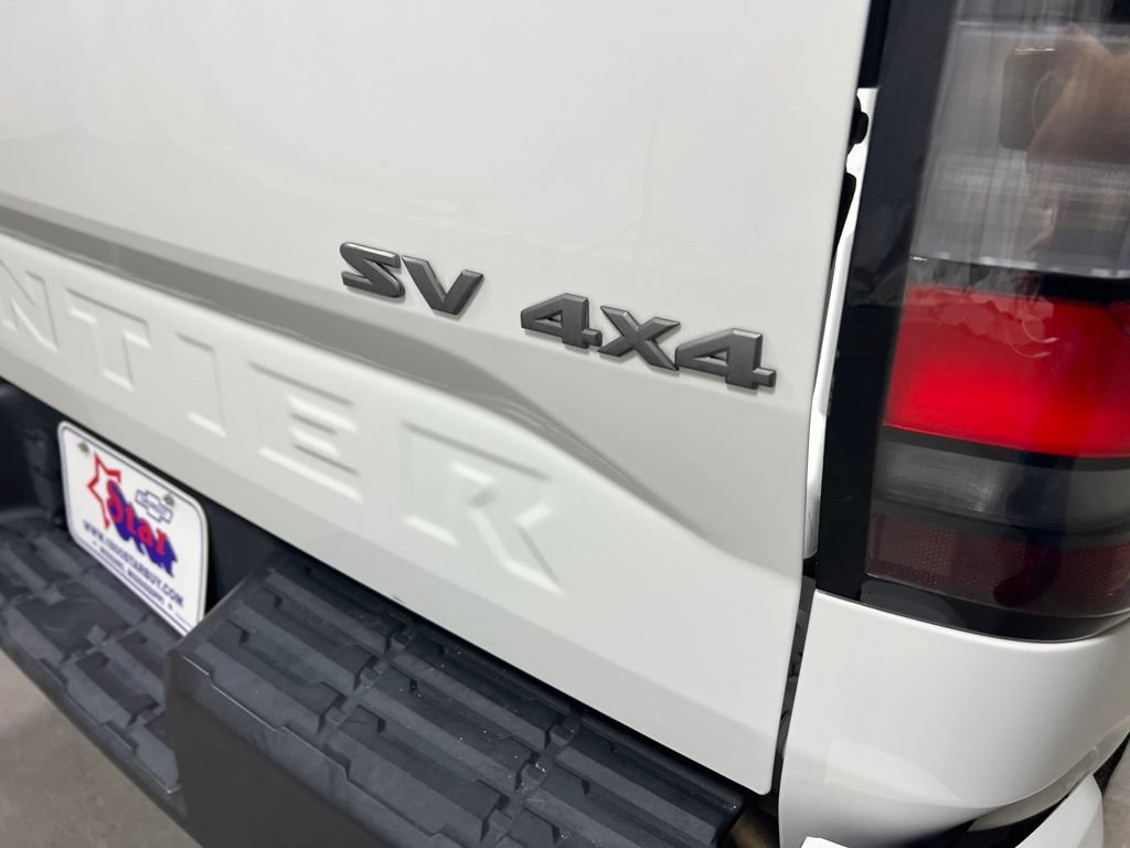 Used 2023 Nissan Frontier SV w/ Tow Package AWD/4WD image 16
