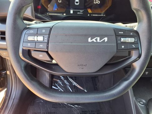 Used 2025 Kia K4 FWD image 24