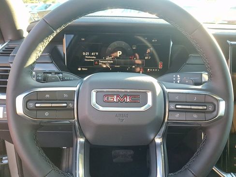 New 2026 GMC Acadia Elevation w/ Elevation Premium Package FWD image 15