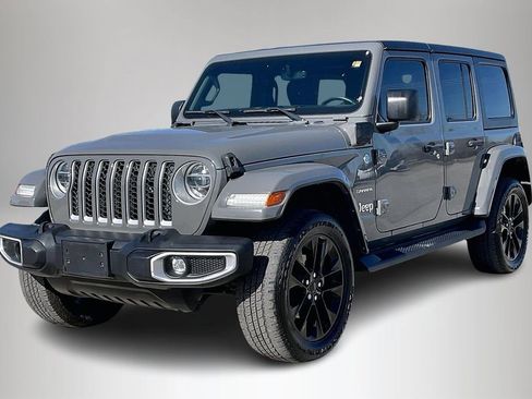 Used 2021 Jeep Wrangler Unlimited Sahara image 2