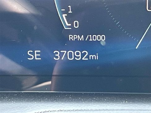 Used 2024 Cadillac XT4 Premium Luxury image 22