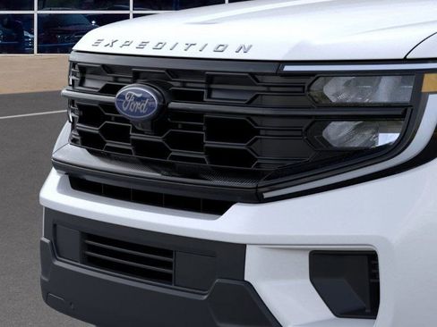 New 2025 Ford Expedition Max Active image 18
