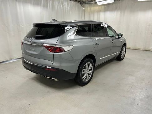 Used 2024 Buick Enclave Essence w/ Experience Buick Package AWD/4WD image 4