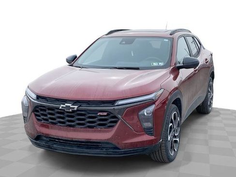 Certified 2024 Chevrolet Trax RS w/ Sunroof Package FWD image 1