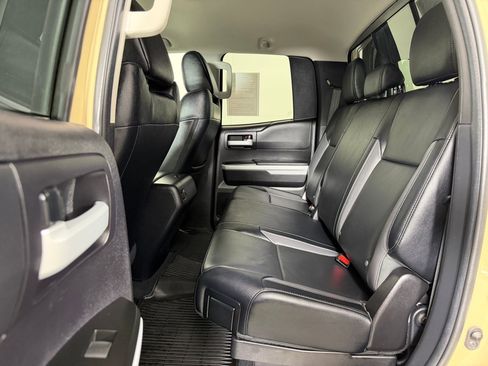 Used 2020 Toyota Tundra Limited w/ Limited Premium Package AWD/4WD image 12