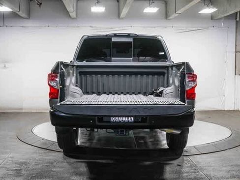 Used 2021 Nissan Titan S w/ S Utility Package image 5