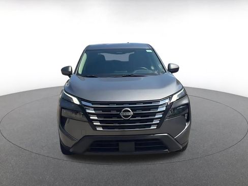 Used 2025 Nissan Rogue SV AWD/4WD image 3
