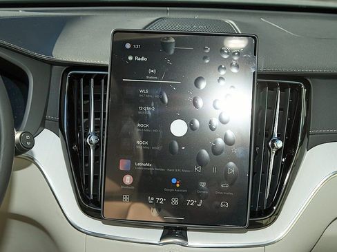 New 2026 Volvo XC60 B5 Ultra w/ Protection Package Premier image 27