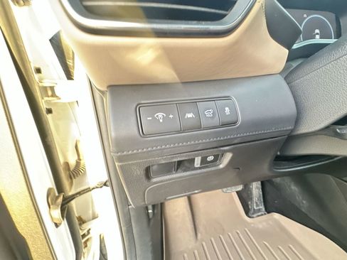 Used 2023 Hyundai Santa Fe Limited image 18