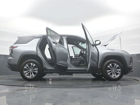Used 2026 Chevrolet Equinox LT AWD/4WD image 59