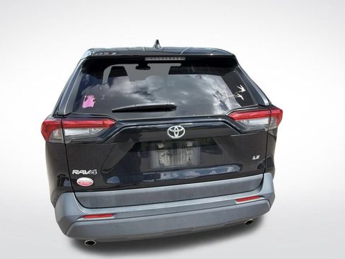Used 2023 Toyota RAV4 LE FWD image 6