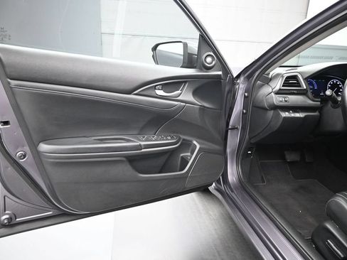Used 2020 Honda Insight Touring image 12