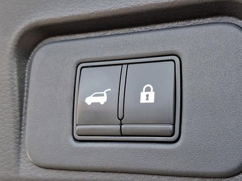 Used 2021 Nissan Rogue SL image 33