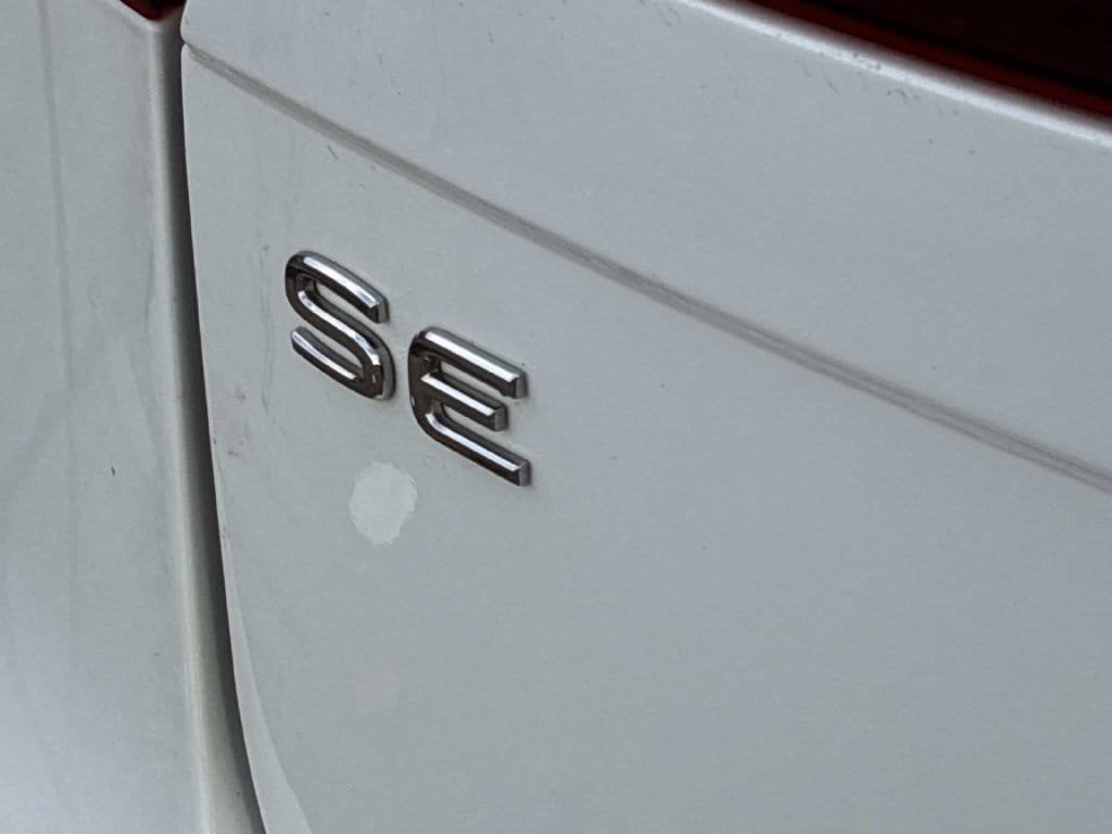 Used 2024 Volkswagen Tiguan SE FWD image 12