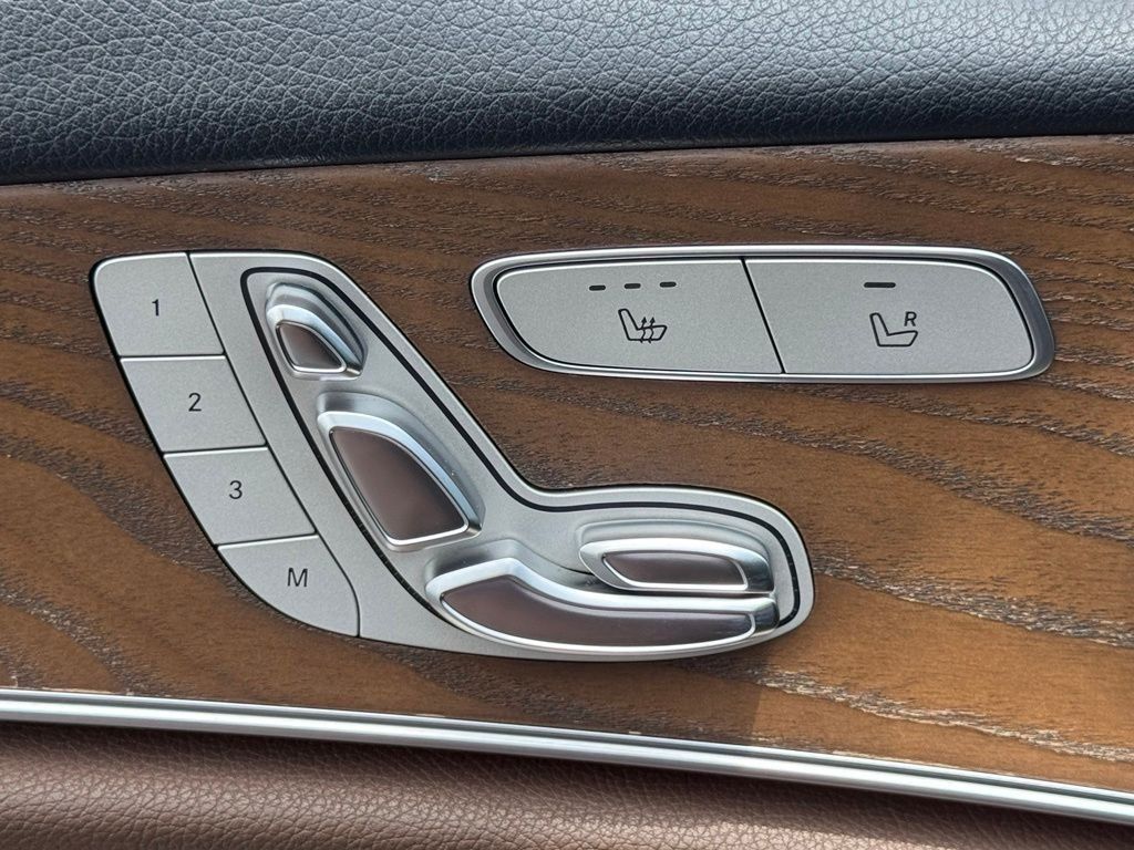 Used 2018 Mercedes-Benz E 400 4MATIC Sedan image 18