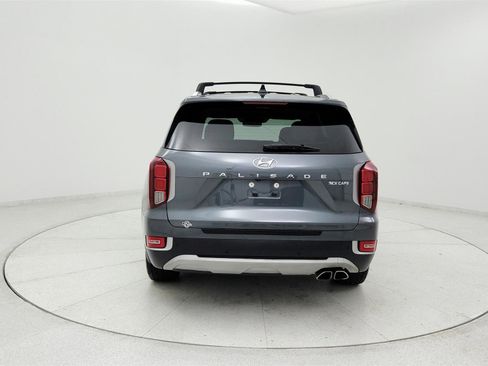 Used 2021 Hyundai Palisade SEL w/ Premium Package FWD image 4