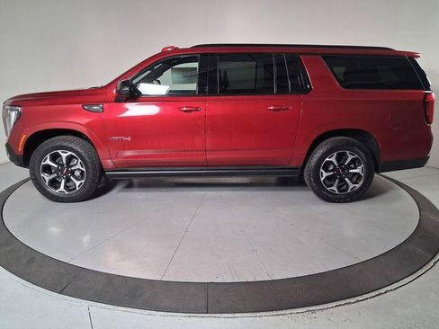 New 2026 GMC Yukon XL AT4 w/ AT4 Premium Plus Package AWD/4WD image 7