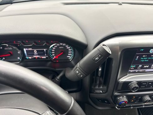 Used 2017 Chevrolet Silverado 1500 LT w/ All Star Edition AWD/4WD image 16